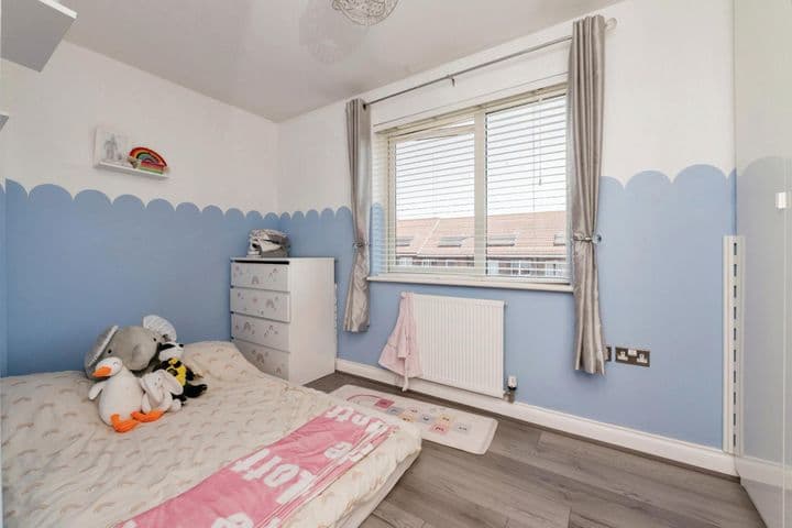 2 bedrooms house for sale in Basildon, United Kingdom - Image 10