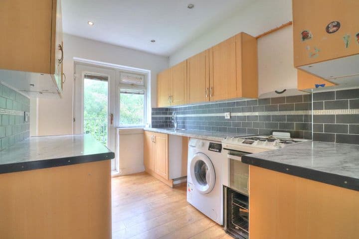 3 bedrooms apartment for sale in Glasgow, United Kingdom - Image 9