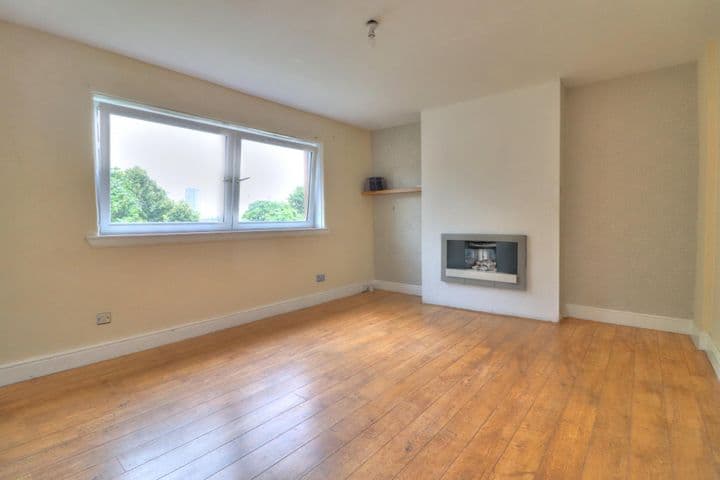 3 bedrooms apartment for sale in Glasgow, United Kingdom - Image 3