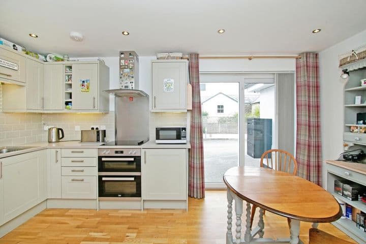 3 bedrooms house for sale in Camborne, United Kingdom - Image 8