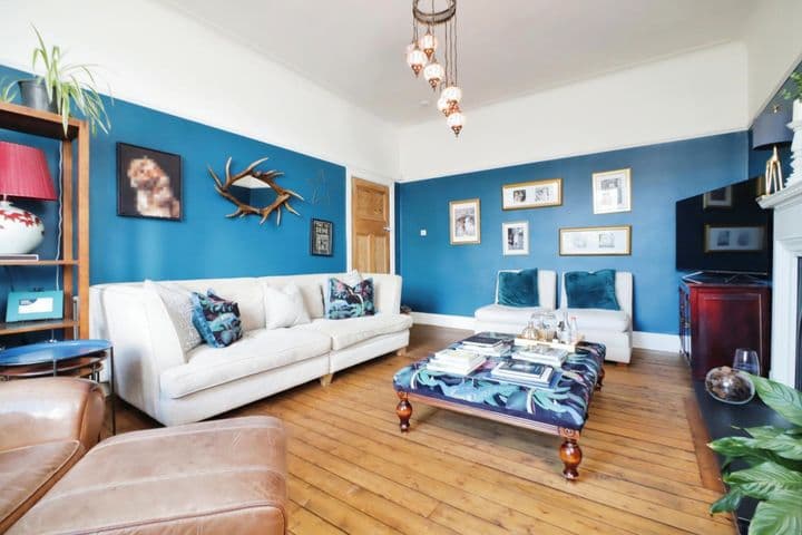 5 bedrooms house for sale in Glasgow, United Kingdom - Image 5