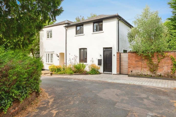 4 bedrooms house for sale in Leamington Spa, United Kingdom - Image 2