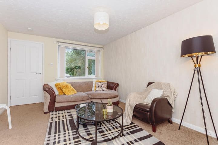 1 bedroom apartment for sale in Dumfries and Galloway, United Kingdom - Image 3