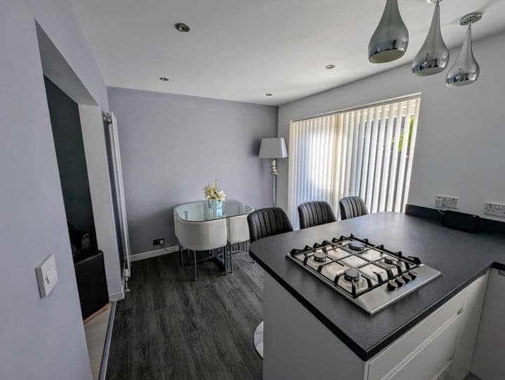 3 bedrooms house for sale in Manchester, United Kingdom - Image 8