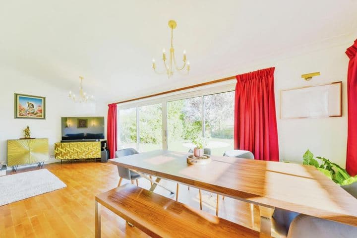 4 bedrooms house for sale in Stevenage, United Kingdom - Image 10