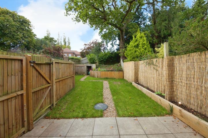 3 bedrooms house for sale in Barnet Borough, United Kingdom - Image 3