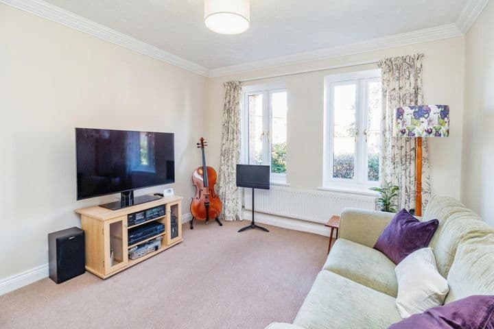 4 bedrooms house for sale in Milton Keynes, United Kingdom - Image 8