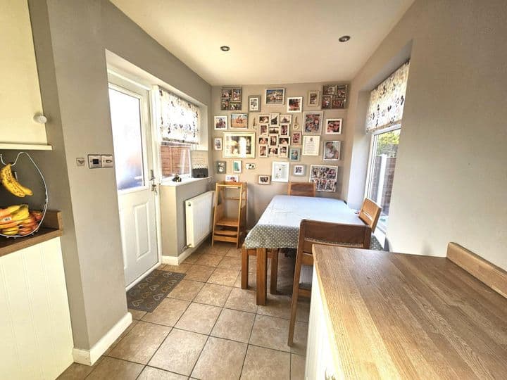 3 bedrooms house for sale in Cheadle, United Kingdom - Image 9