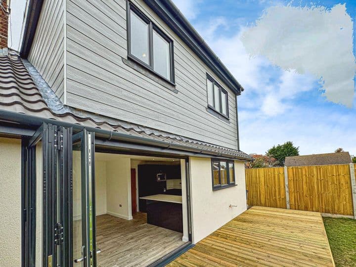 4 bedrooms house for sale in Littlehampton, United Kingdom - Image 6