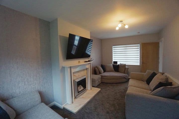 2 bedrooms house for sale in Wolverhampton, United Kingdom - Image 6