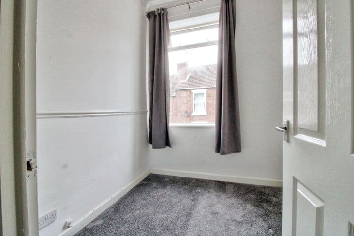 3 bedrooms house for sale in Rotherham, United Kingdom - Image 12