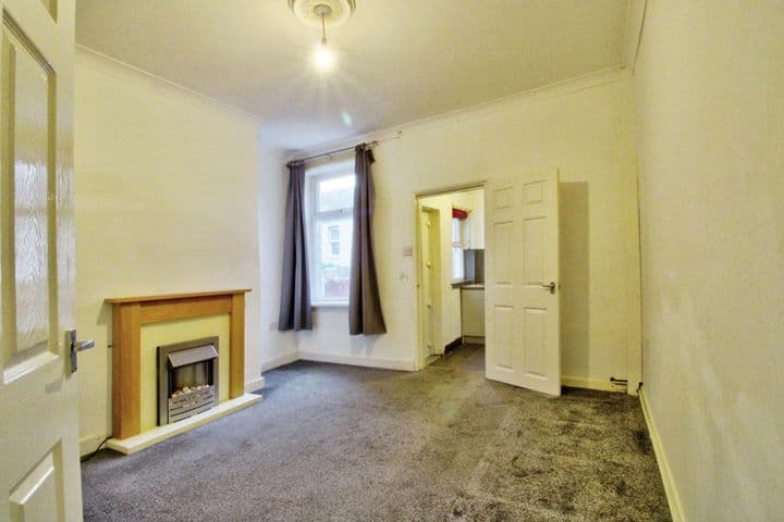 3 bedrooms house for sale in Rotherham, United Kingdom - Image 4