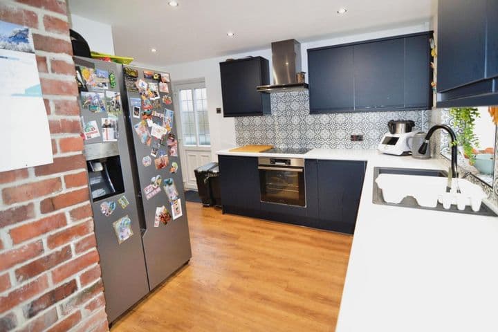 3 bedrooms house for sale in Nottingham, United Kingdom - Image 6