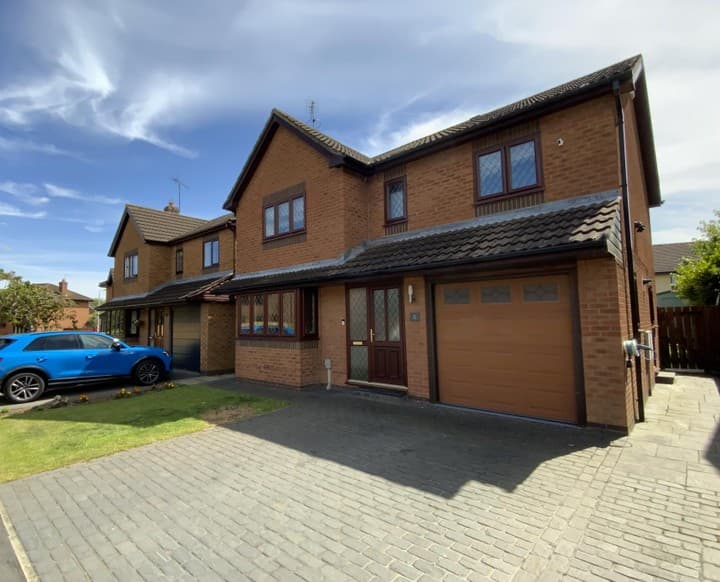 4 bedrooms house for sale in Beverley, United Kingdom - Image 2