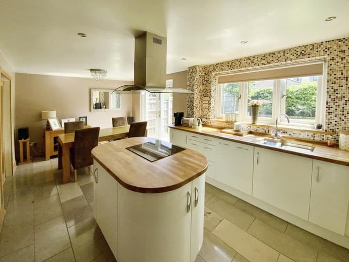 4 bedrooms house for sale in Beverley, United Kingdom - Image 3