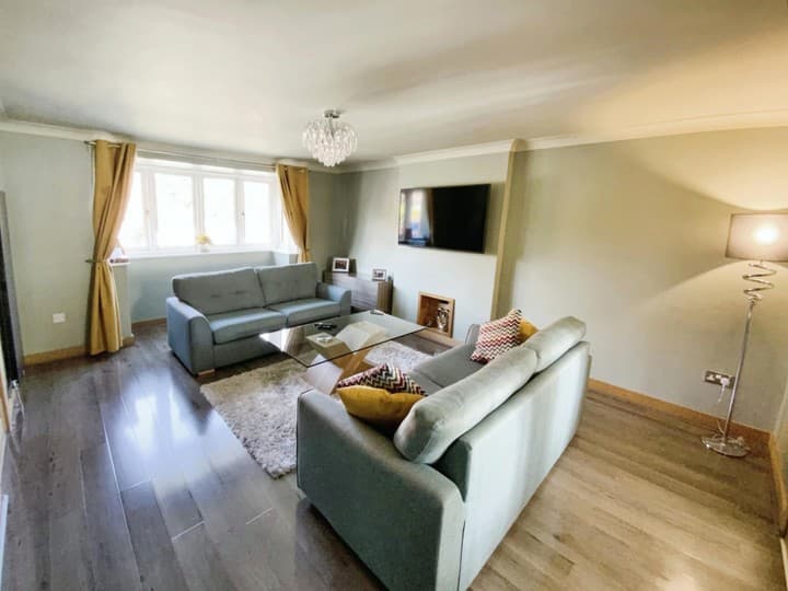 4 bedrooms house for sale in Beverley, United Kingdom - Image 4