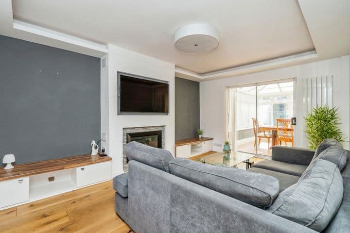 3 bedrooms house for sale in Portsmouth, United Kingdom - Image 2