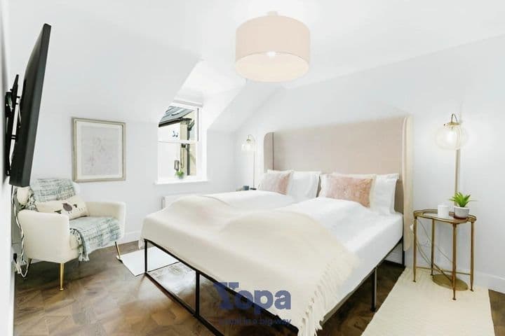 3 bedrooms house for sale in Cambridge, United Kingdom - Image 10