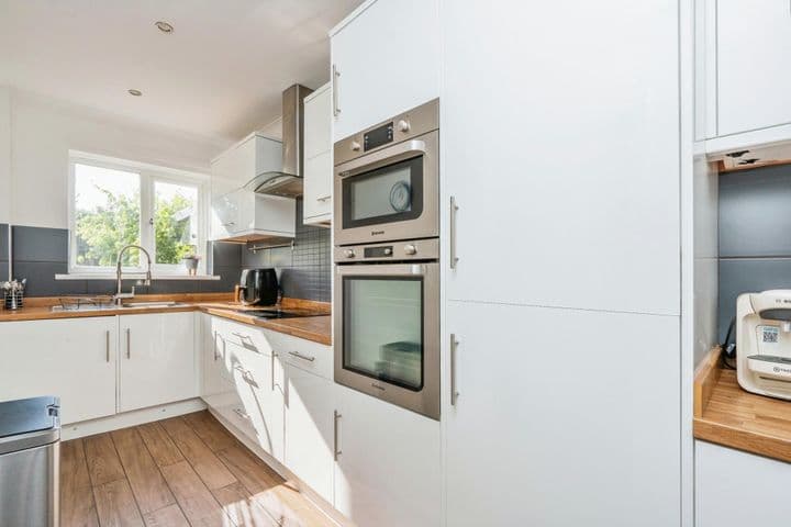 3 bedrooms house for sale in Portsmouth, United Kingdom - Image 8