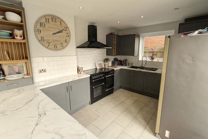 3 bedrooms house for sale in Walsall, United Kingdom - Image 5