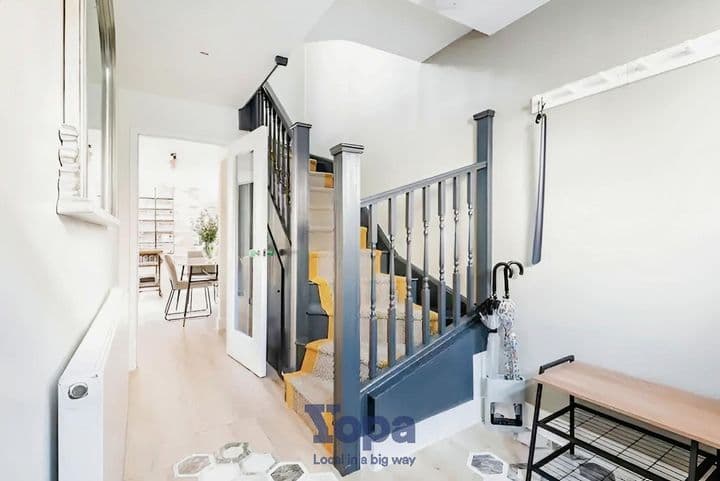 3 bedrooms house for sale in Cambridge, United Kingdom - Image 8