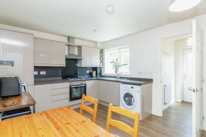 3 bedrooms house for sale in Barnsley, United Kingdom - Image 6