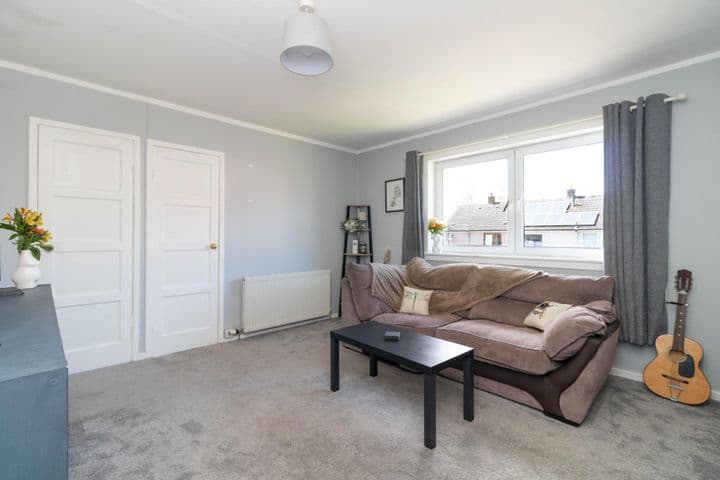 1 bedroom apartment for sale in Crieff, United Kingdom - Image 5