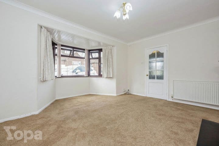 3 bedrooms house for sale in Gravesend, United Kingdom - Image 3