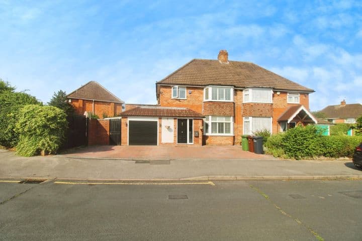 3 bedrooms house for sale in Birmingham, United Kingdom - Image 2