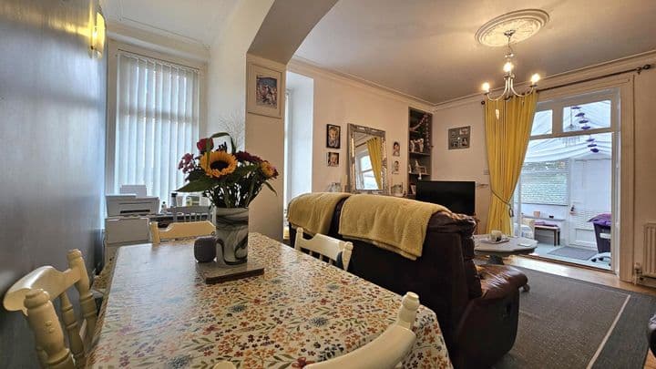 2 bedrooms apartment for sale in Plymouth, United Kingdom - Image 6