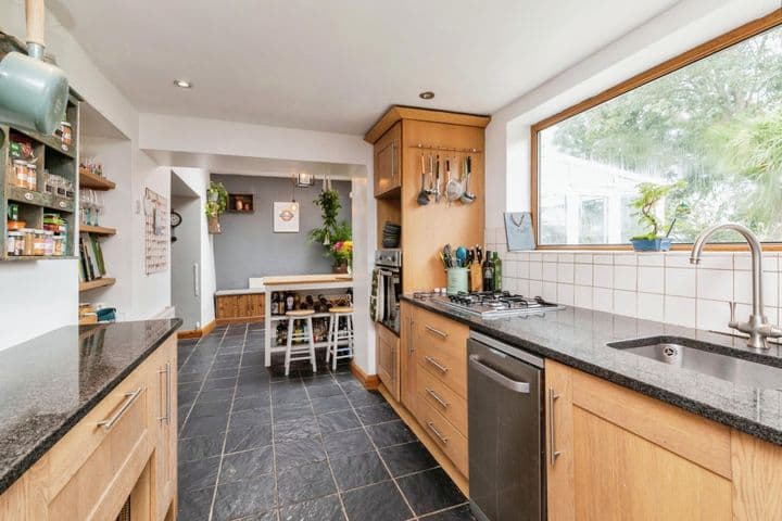 3 bedrooms house for sale in Bristol, United Kingdom - Image 5