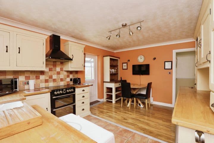 2 bedrooms house for sale in Doncaster, United Kingdom - Image 2