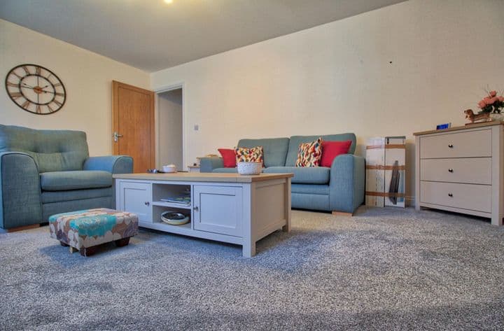 1 bedroom apartment for sale in Pershore, United Kingdom - Image 5