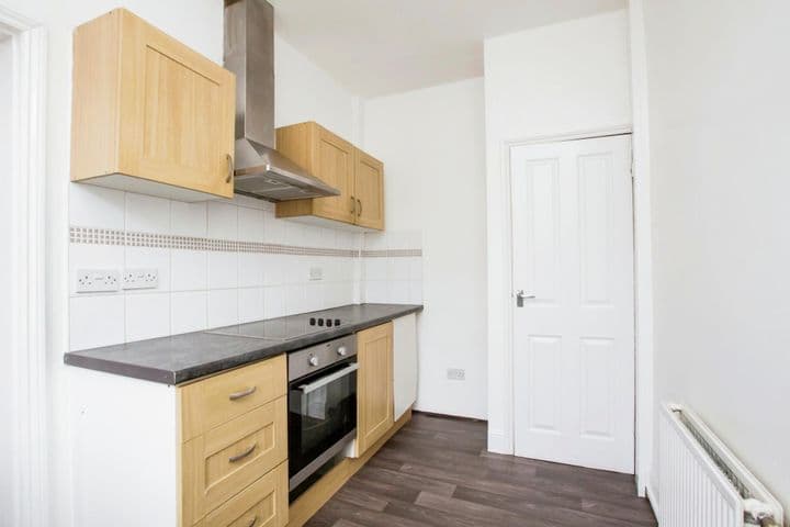 2 bedrooms house for sale in Halifax, United Kingdom - Image 3