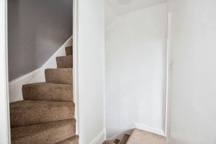 2 bedrooms house for sale in Halifax, United Kingdom - Image 7