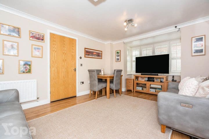 3 bedrooms house for sale in Gravesend, United Kingdom - Image 6