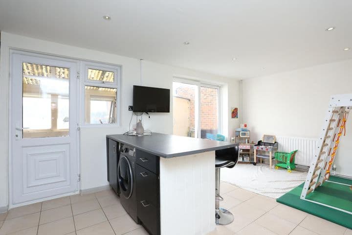 3 bedrooms house for sale in Swanley, United Kingdom - Image 6