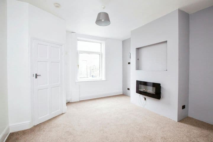 2 bedrooms house for sale in Halifax, United Kingdom - Image 8