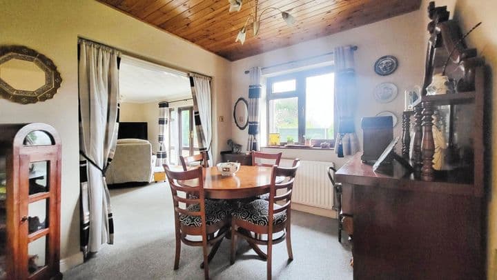 3 bedrooms house for sale in Wrexham County Borough, United Kingdom - Image 12