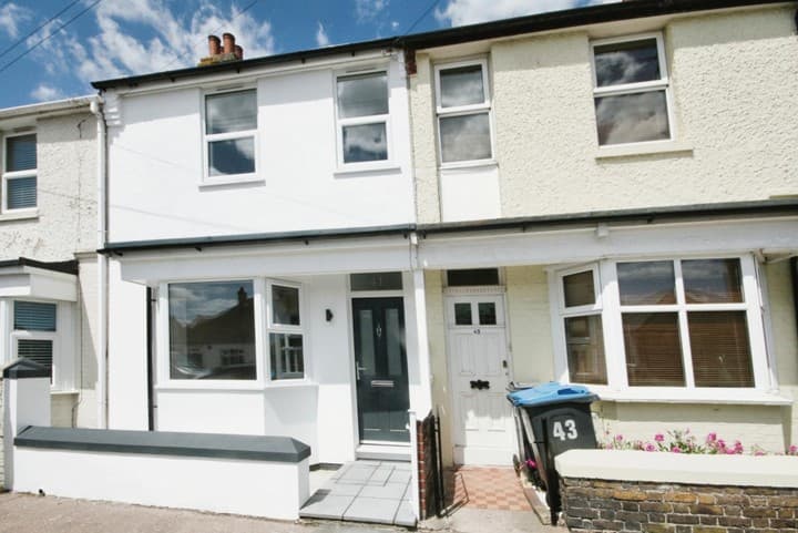 2 bedrooms house for sale in Broadstairs, United Kingdom - Image 2