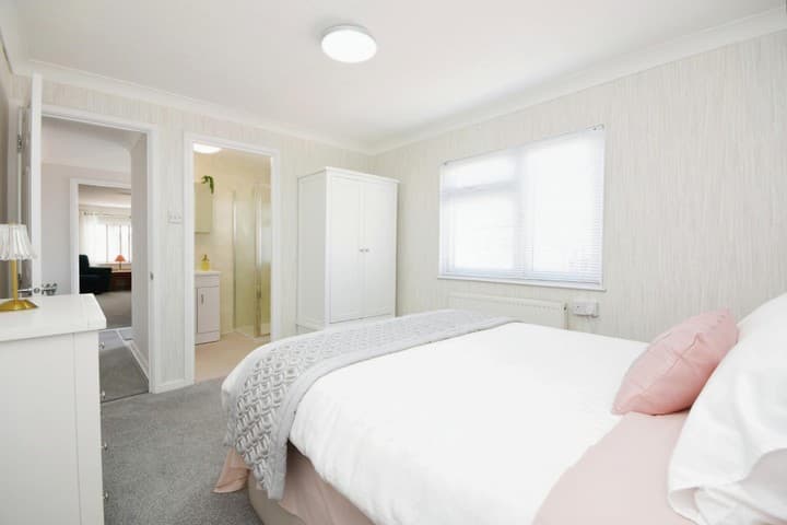 2 bedrooms other for sale in Chelmsford, United Kingdom - Image 11