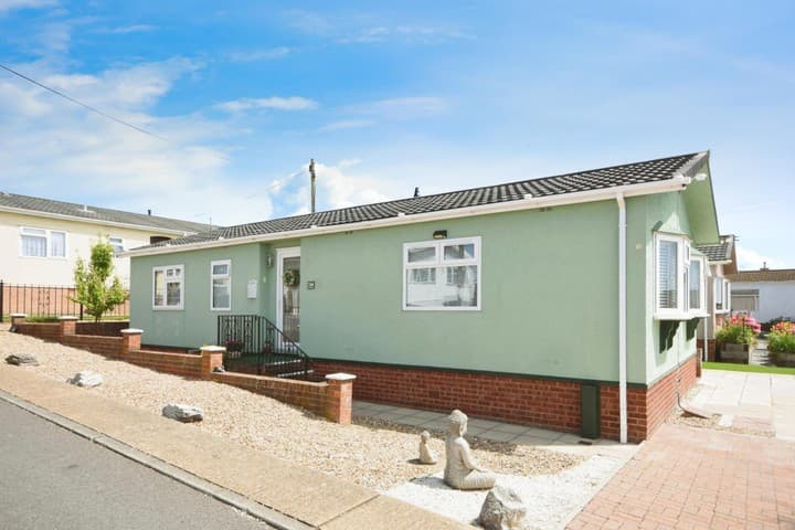 2 bedrooms other for sale in Chelmsford, United Kingdom - Image 18