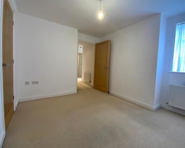 2 bedrooms apartment for sale in Redditch, United Kingdom - Image 10