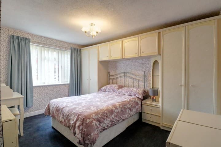 2 bedrooms apartment for sale in Blackpool, United Kingdom - Image 8