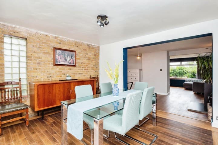 4 bedrooms house for sale in Tunbridge Wells, United Kingdom - Image 3