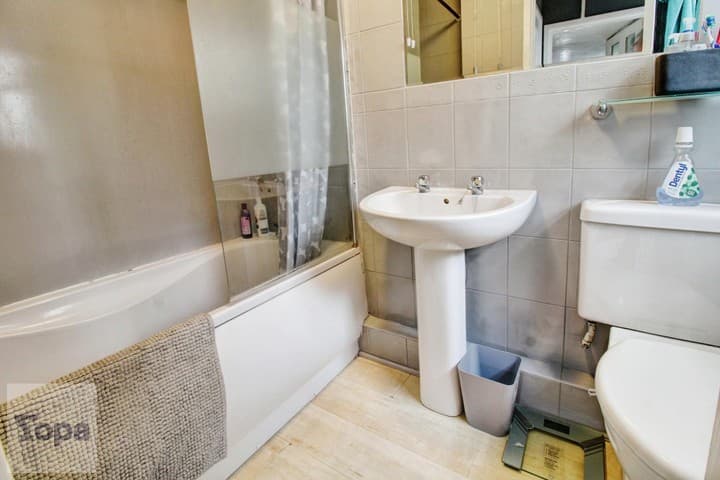 3 bedrooms house for sale in Stowmarket, United Kingdom - Image 8