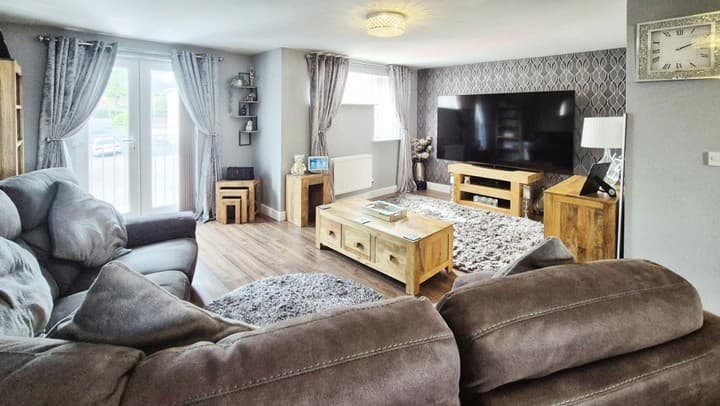 4 bedrooms house for sale in Stoke-On-Trent, United Kingdom - Image 3