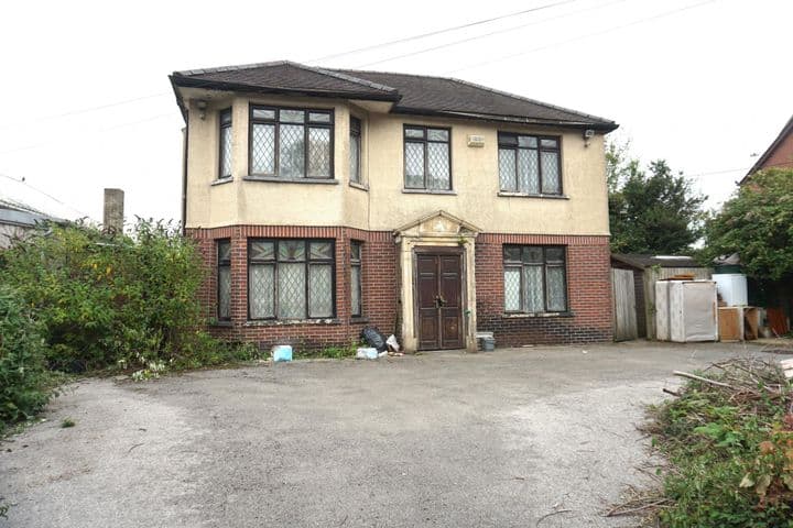 4 bedrooms house for sale in Pontypridd, United Kingdom - Image 2