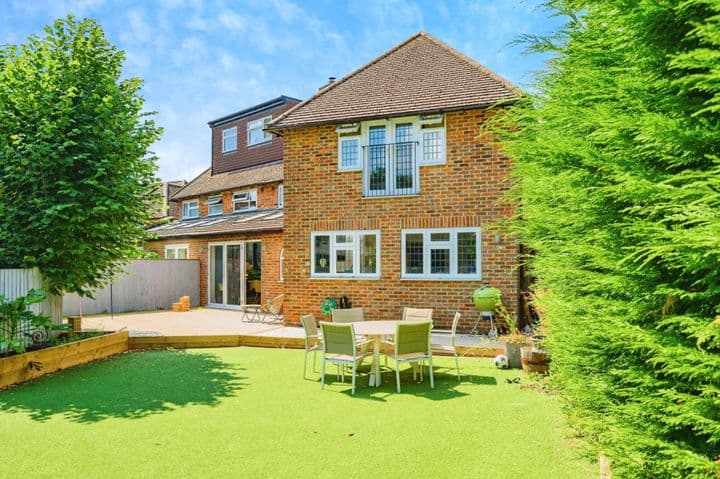 5 bedrooms house for sale in St. Albans, United Kingdom - Image 2