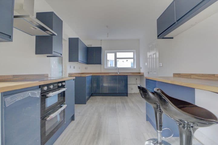 3 bedrooms house for sale in Guston, United Kingdom - Image 3